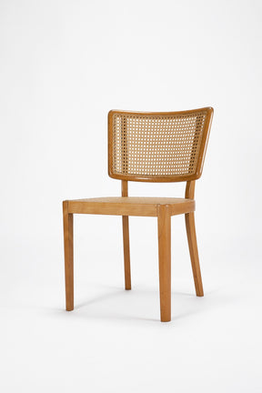 ein Haefeli Stuhl von Max E. Haefeli