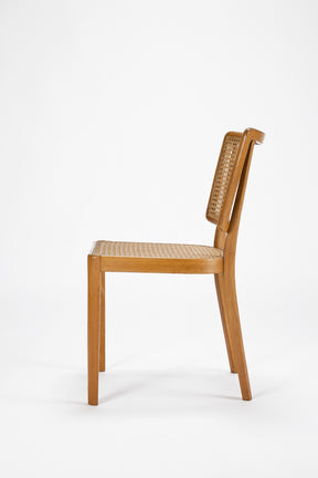 ein Haefeli Stuhl von Max E. Haefeli