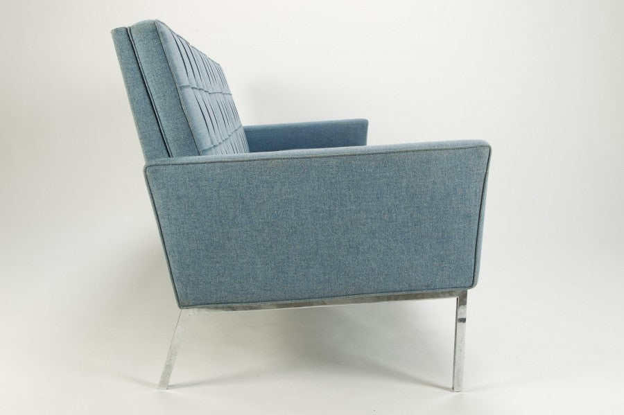 Florence Knoll Sofa Model 67A von Florence Knoll