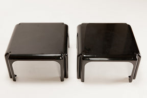 Ein Paar Elena Tischchen von Vico Magistretti