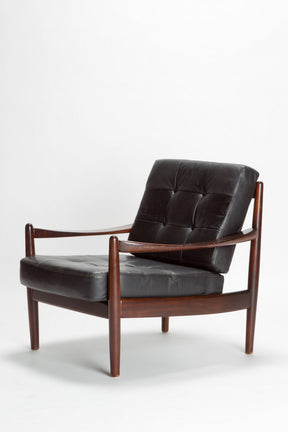 Zwei Dänische Mahagohni Lounge Sessel von Joergen Baekmark
