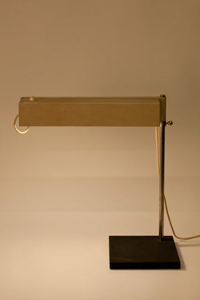 Tischlampe DW von Dieter Waeckerlin