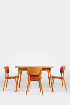 Aufklappbarer Esstisch und 4 Stühle Horgen Glarus Max Bill 1957